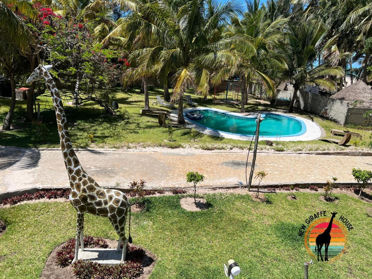 New Giraffe House Bed and Breakfast Vilankulo Exterior foto